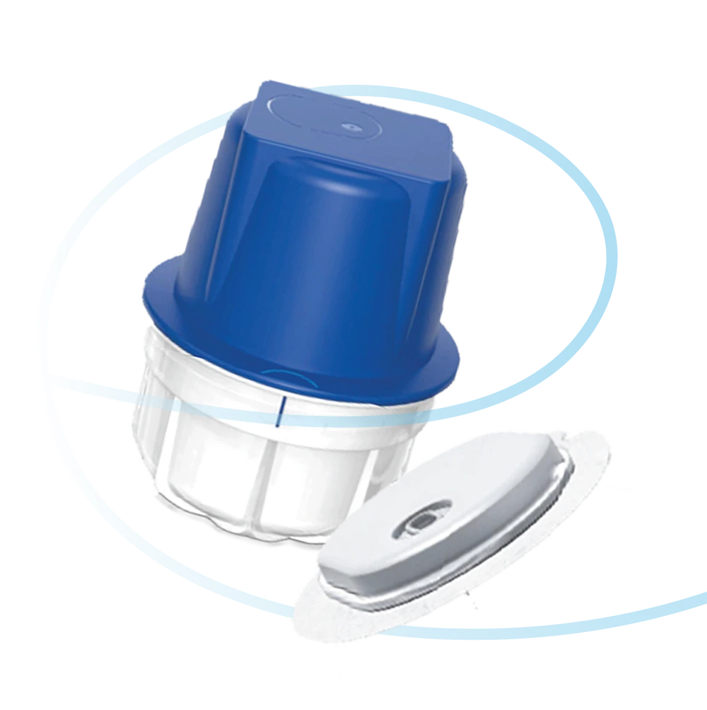 Real IntelliGO Free blue-and-white applicator alongside the compact white sensor and adhesive
